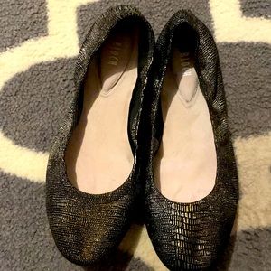 Bloch flats size 7.5